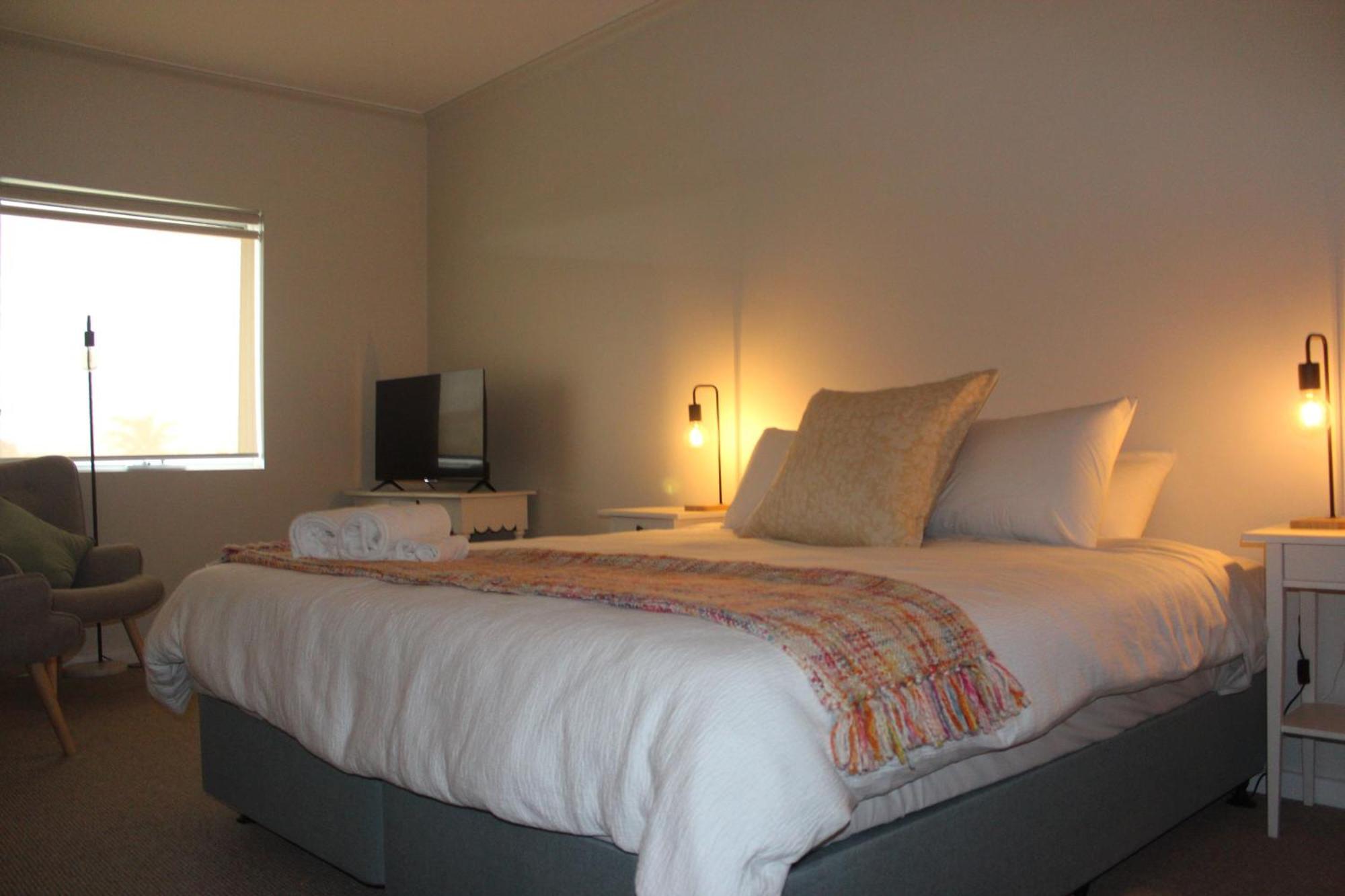 Baywatch Retreat Augusta Motel Bagian luar foto
