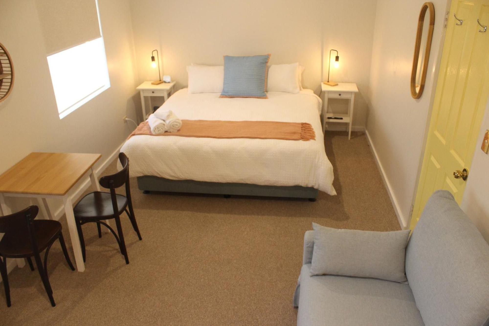 Baywatch Retreat Augusta Motel Bagian luar foto
